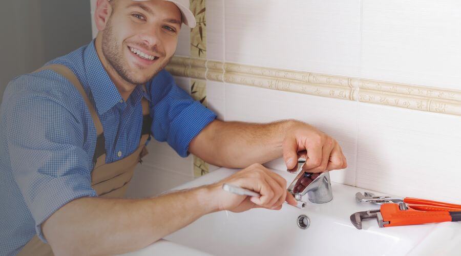 Handle or spout repair in Stamford, NY